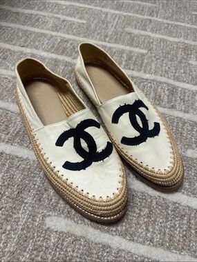 CHANEL Cream Leather Espadrille Flats with Black CC Embroidered Logo
